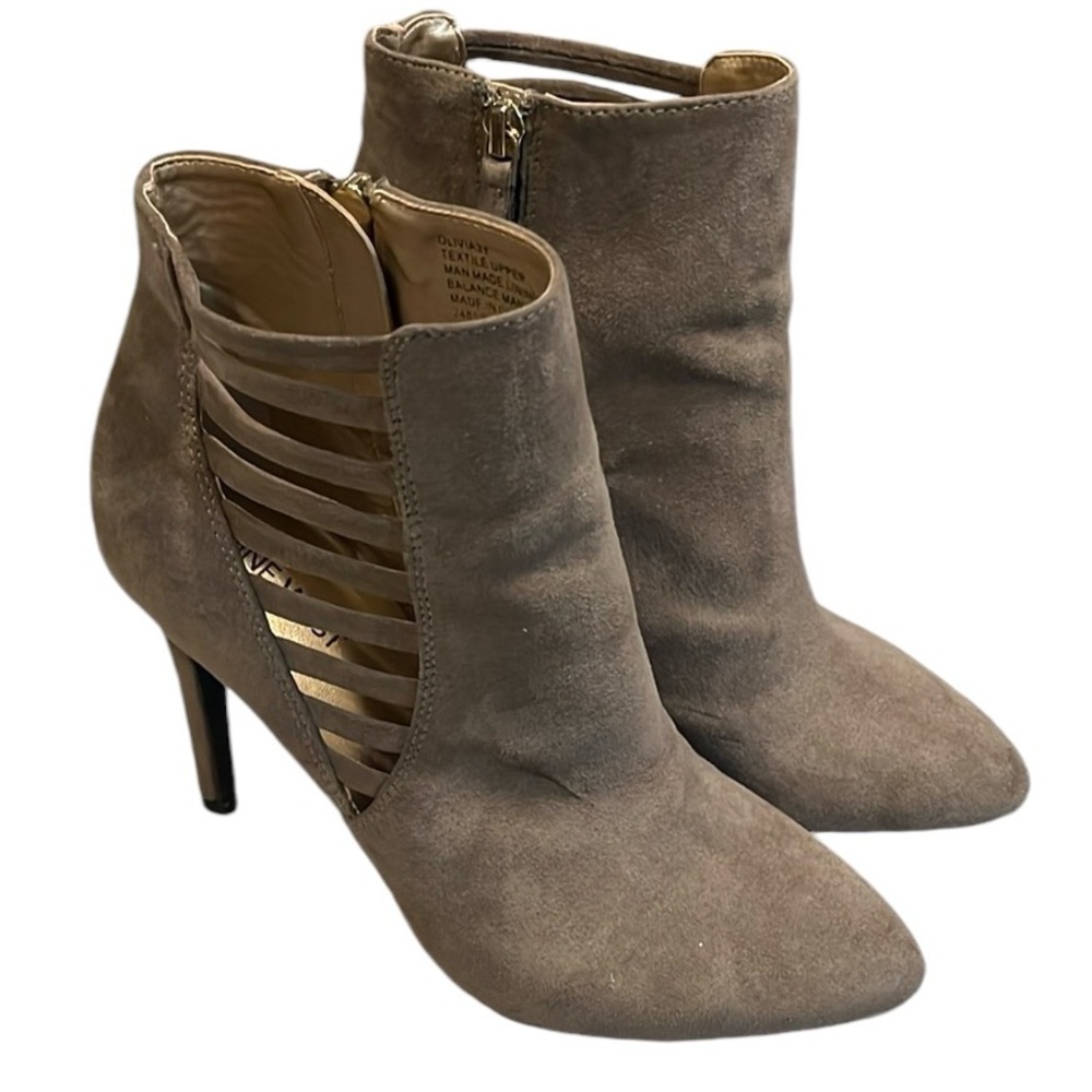 NINE WEST OLIVIA FAUX SUEDE BOOTIES TAN SIZE 8M